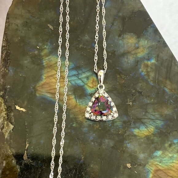 Sterling Silver 925 Trillion Cut Mystic Quartz Pendant Necklace 18" Rope Chain - Picture 12 of 16